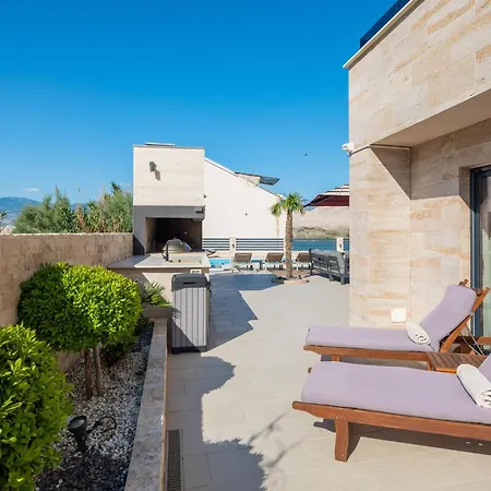 Emma Pag ヴィラ パグ