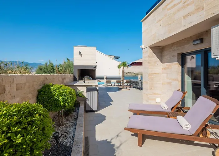 Emma Pag Villa Pag Town