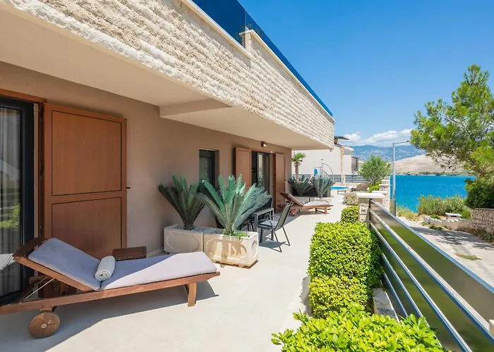 Villa Emma Pag Pag Town